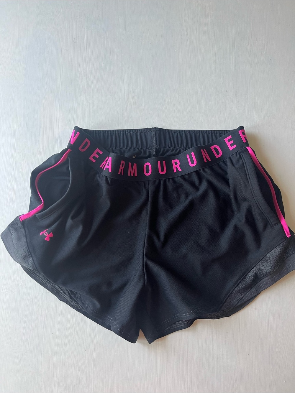 Under Armour Black Women's Athletic Shorts with Pink Accent Waistband Size S